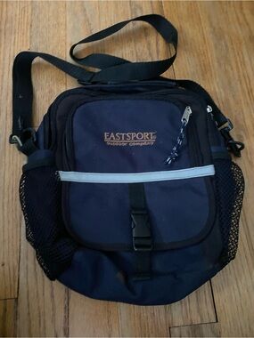 Vintage 90s Eastsport Outdoor Company Crossbody Bag
